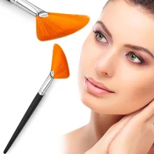 Hot 2017 Classic Makeup Brushes Chicken-shaped Tail Mask Brush Bristles Huang Women Makeup Brush Fashion New Style Cheap
