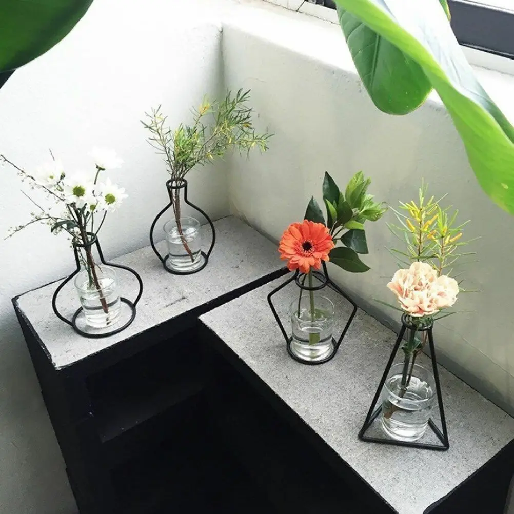 New Style Home Party Decoration Retro Iron Line Flowers Vase Metal Plant Holder Modern Solid Home Decor Nordic Styles Iron Vase