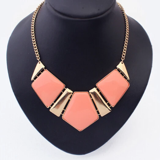 

8 Colors New Fashion European Geometric Gem Stone Pendants Choker Necklaces Golden Chain All-match Statement Necklaces For Women