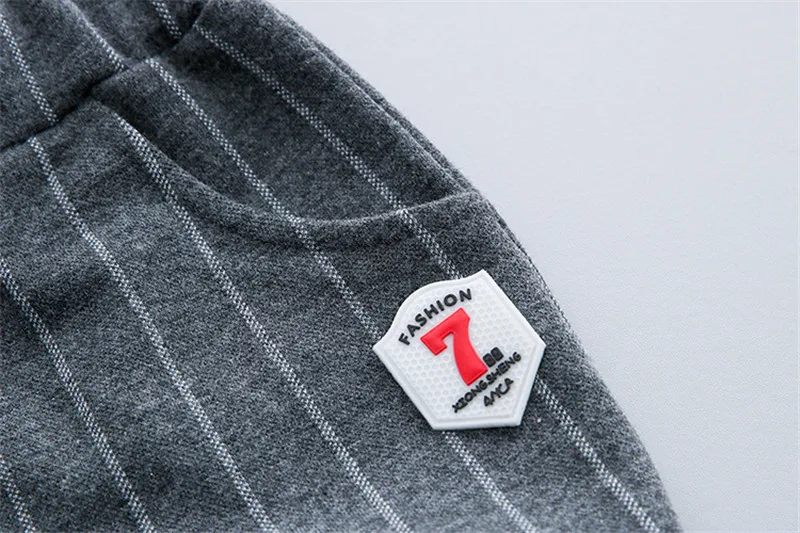 8601786752_1896196211