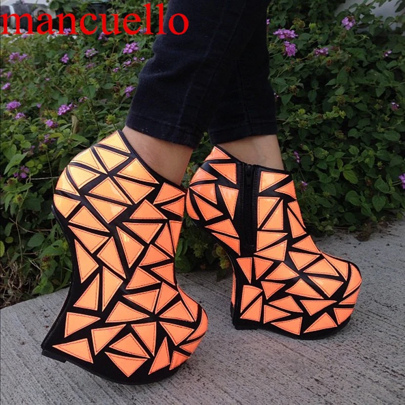 

Sexy Platform Woman Triangle Patched Shiny Leather Abnormal High Heel Ankle Boots Fluoresce Dance Club Bottines Shoes for ladies