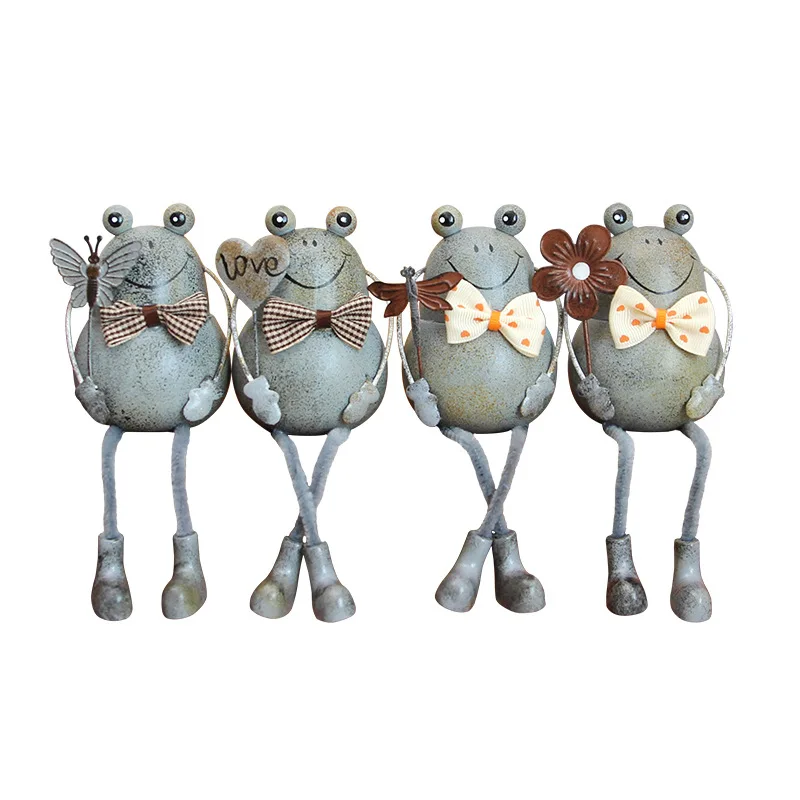 Home Decor Wood Frog Ornaments Wooden Crafts Figurines Vintage Hanging