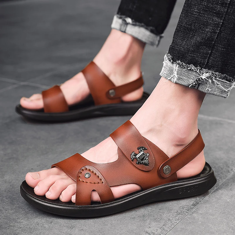 

2019 Fashion Trendy Men Shoes Light Breathable Non-slip Men's Casual Shoes Leather Walking Wear Resistant Summer Hollow Sandals