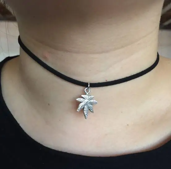 

n220 Gothic Velvet Leather rope Necklaces geometric maple leaves Women Chokers Necklaces Fashion Jewelry Clavicle Necklace 2018