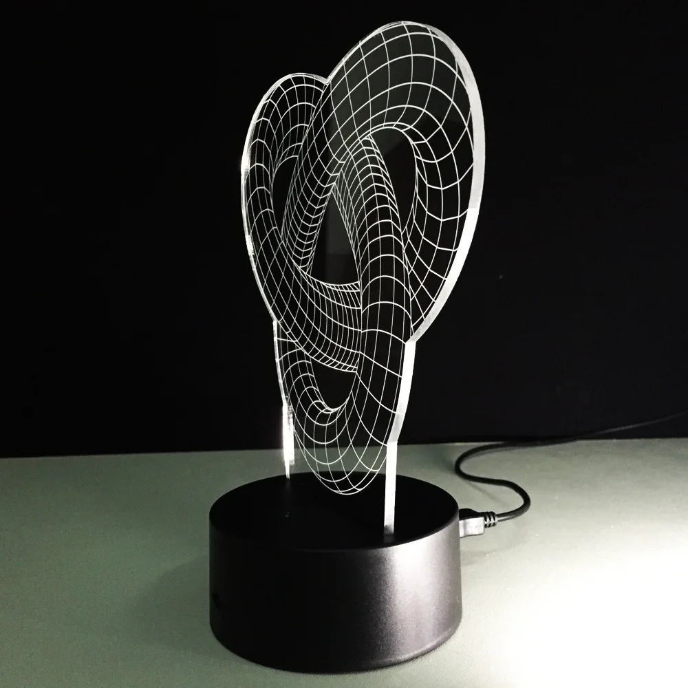 3208153673_560318210