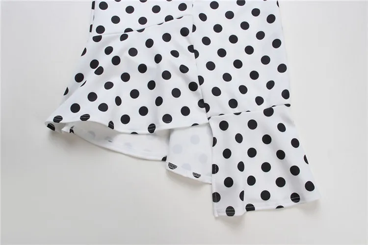 11262197597_1438715319