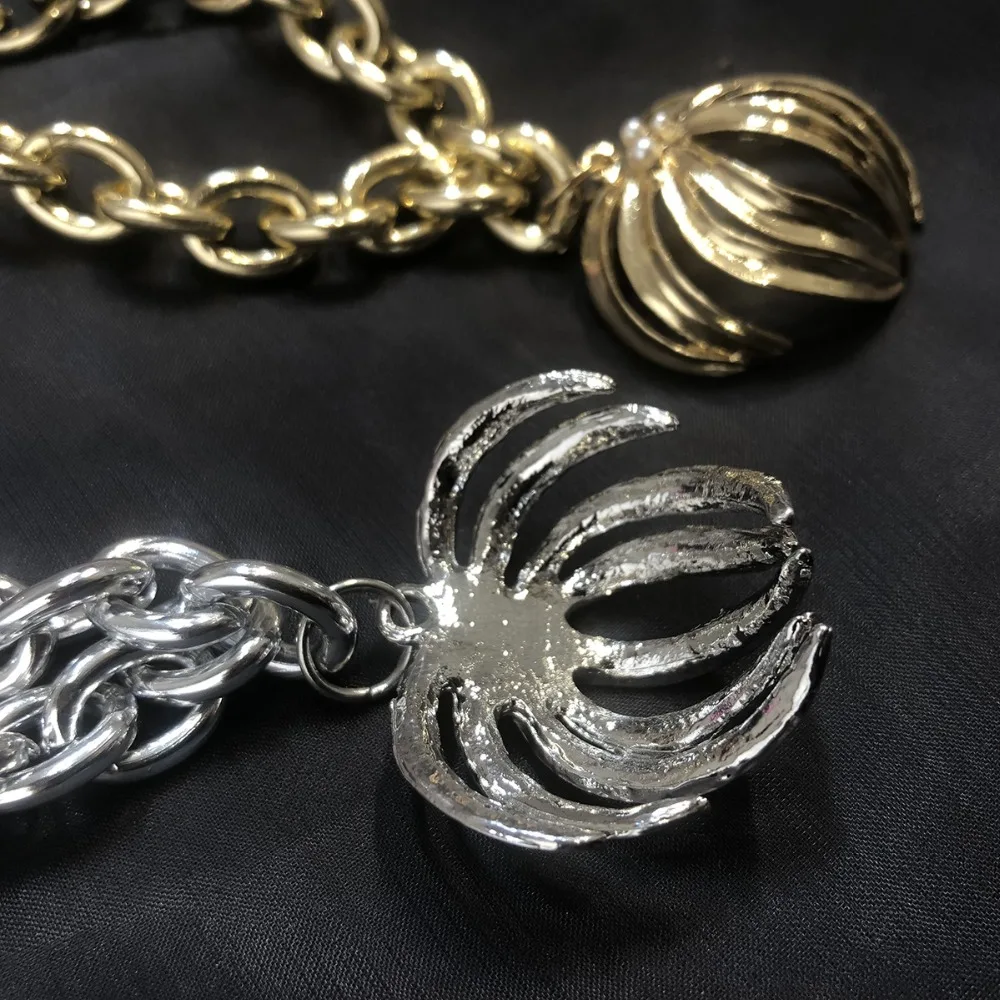 10248019839_1827179314