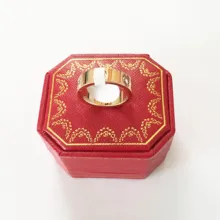 Горячая простой бренд Классическая титановая сталь милое обручальное кольцо для женщин и мужчин винтовые кольца, свадебные украшения с коробкой