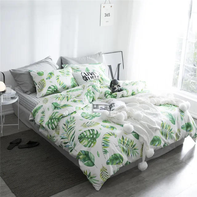 Buy White and green leaf print floral bedding set