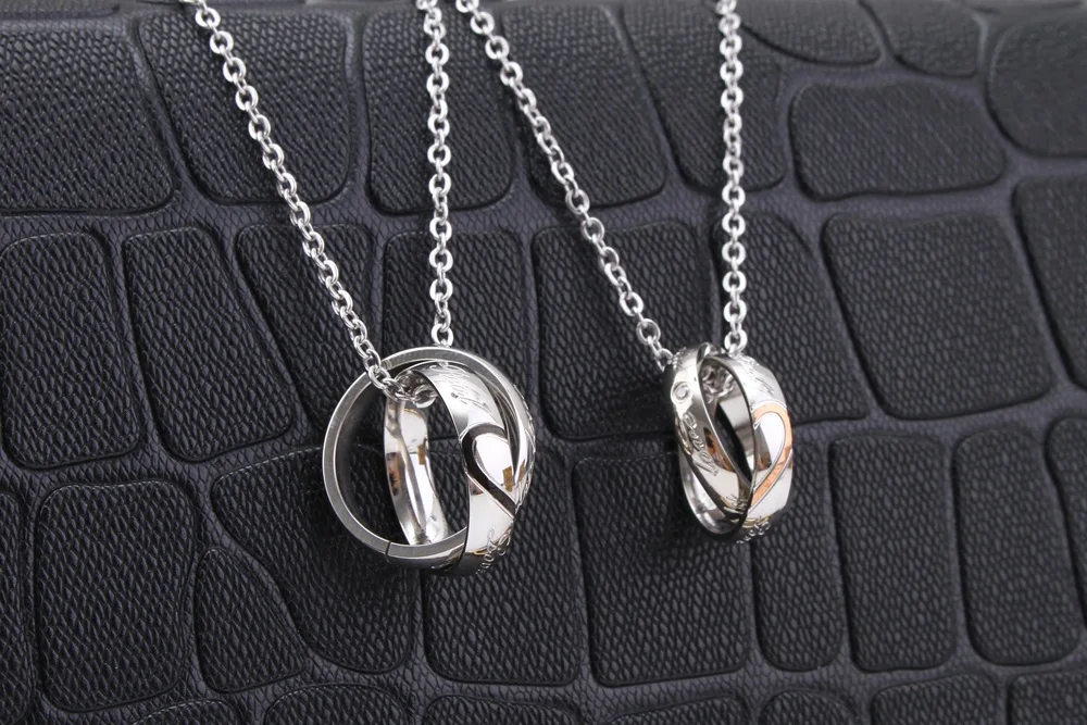 NS-PS119 Couple Necklace (1)