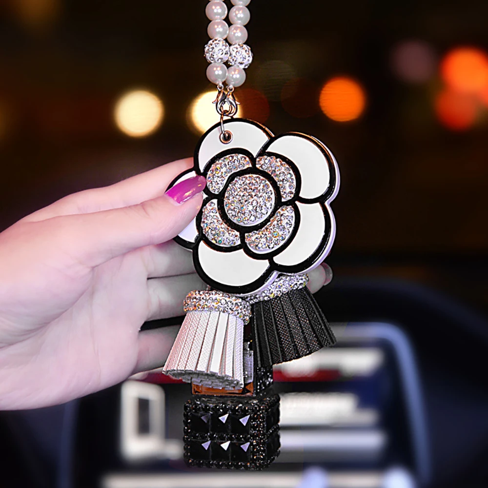 

Car Pendant Crystal Decor Perfume Suspension Ornaments Charm Automobiles Rearview Mirror Fragrance Scent Diffuser Accessories