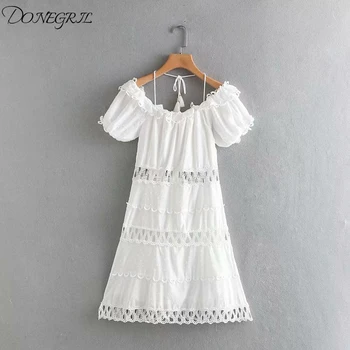 

High quality 2019 spring and summer European and American women's new hook flower laced lace stitching dress
