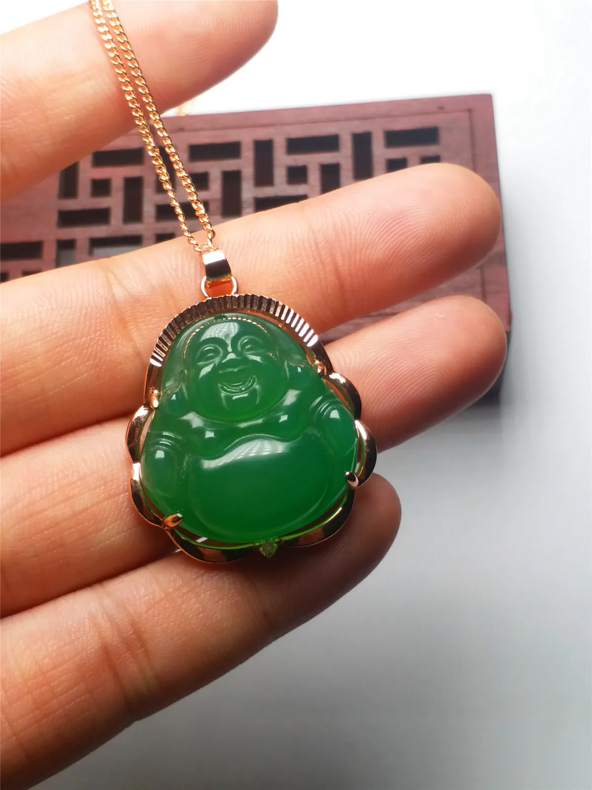 Золото Iced Out зеленый нефрит Будда кулон цепь Цепочки и ожерелья Jewelry драгоценный
