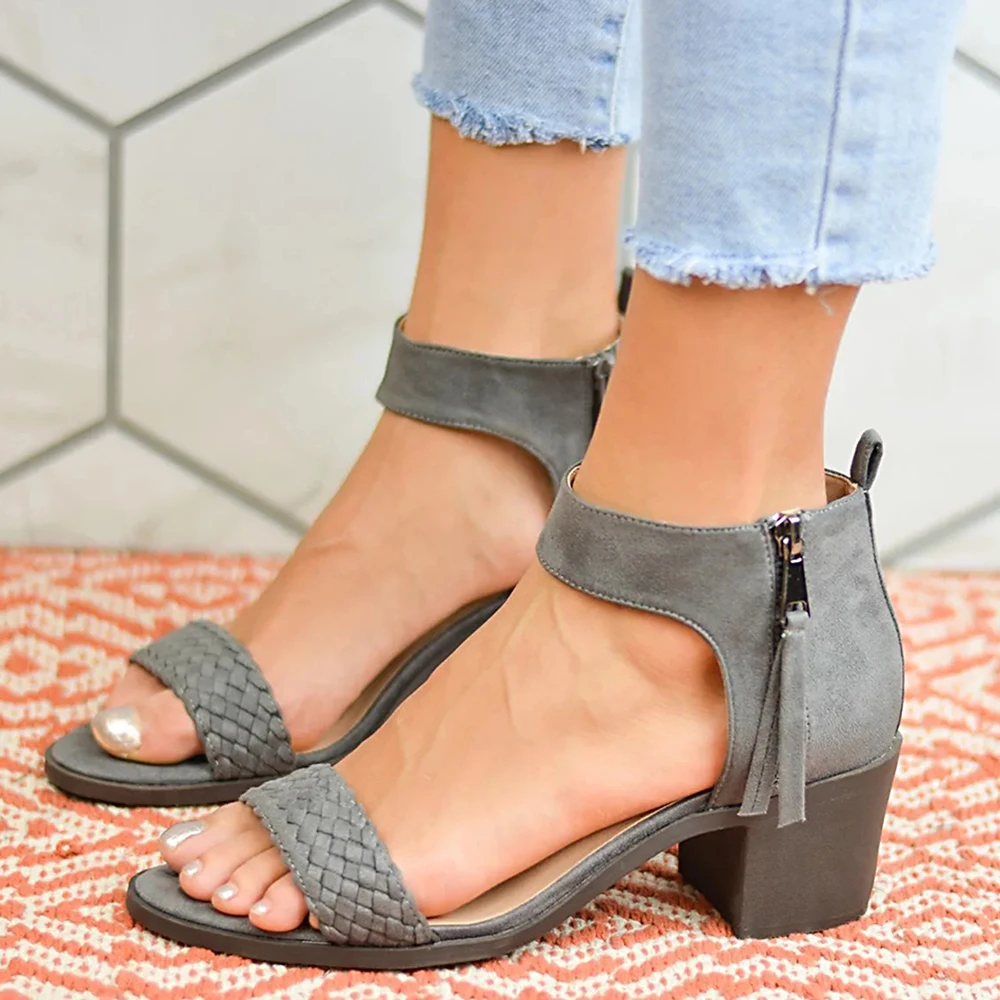 

2019 Women Sandals Gladiator Peep Toe Buckle Design Roman Sandals Women Flat Shoes Summer Beach Ladies Shoes Sandals