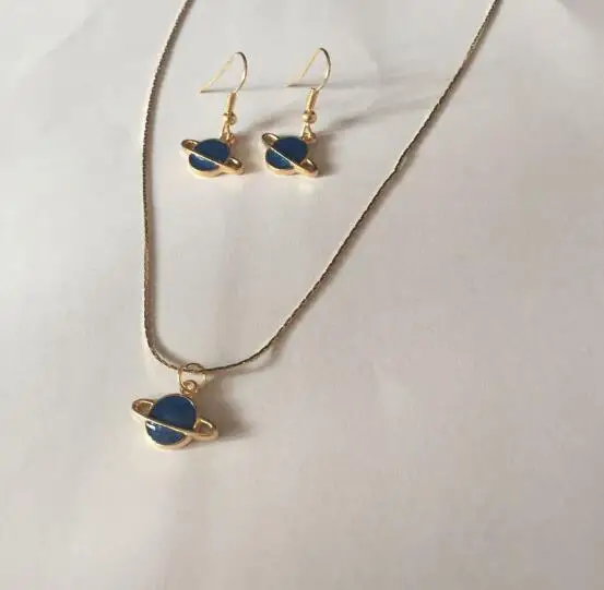 

na1000 New Listing Vintage saturn planet pendant necklace appealing choker charm new alloy necklace set (Necklace + earring)