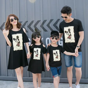 COUPLE Brand 2016 Summer Family Matching Outfits Mother And Daughter Dresses Off Shoulder Dad Son short sleeve t shirt Black