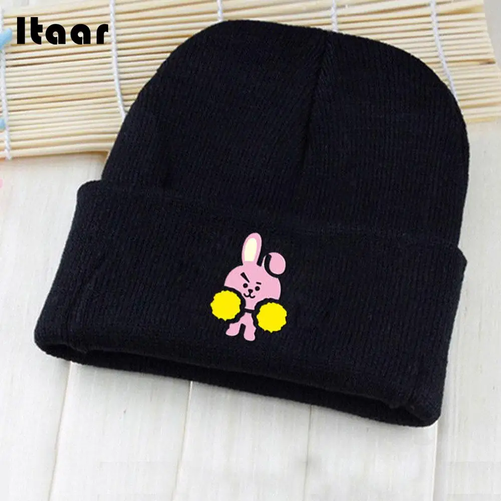 Lee heeseung. корейская мужская шапка бтс. шапка rg bts. Bts в шапках. бтс в шапках с ушками.