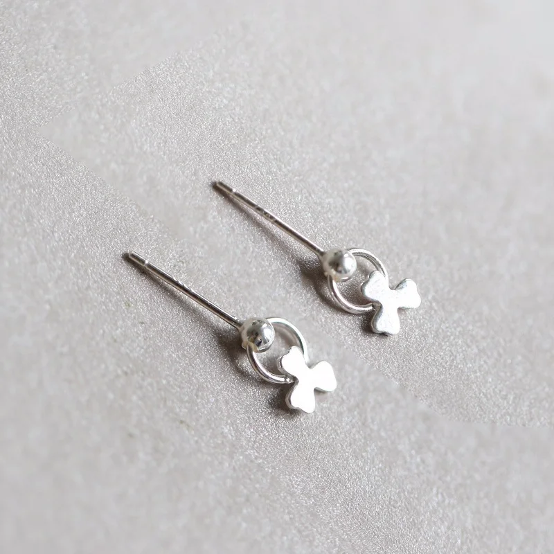 

Silver Nice Leaves Shape Earrings Lucky leaves Stud Earring For Women Girl 925 fashion jewelry