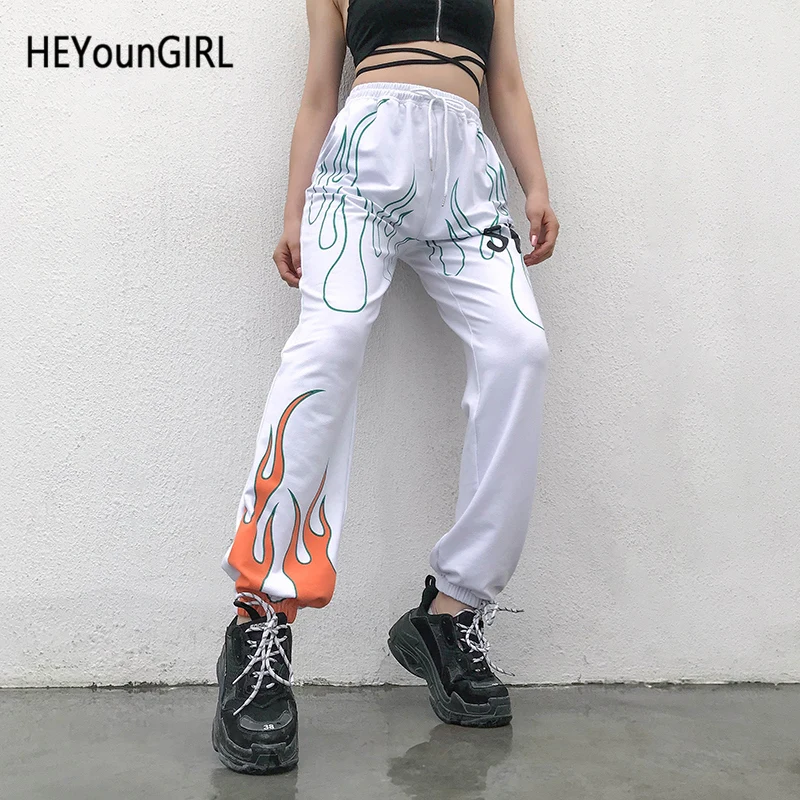 HEYounGIRL с огненным принтом повседневные Джоггеры для женщин Harajuku белые штаны с высокой талией Капри Свободные мешковатые брюки Дамская уличная одежда лето