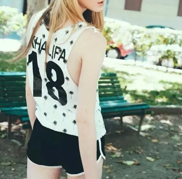 3838728763_281843137