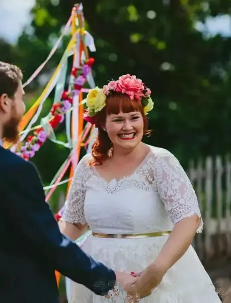 plus-size-a-line-wedding-dresses-scoop-neck-half-sleeves-tea-leagth-lace-country-bridal-gown-custom-made.webp (4)_