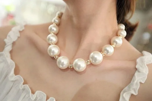 

Torques Pearl Necklaces Imitation Rhinestone Trendy Strand Round Chains Fashion Necklaces for Women 2019 Statement Kolye Gift