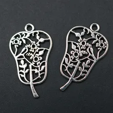 

10pcs Antique Silver Color Mini Banana Fan Charm Alloy Pendant Retro Necklace Bracelet DIY Metal Jewelry Findings 29*17mm A1070