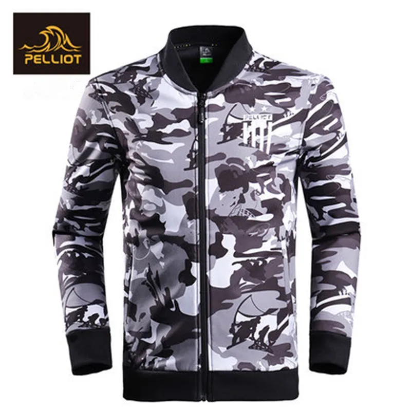 Free Shipping 2018 NEW Outdoor Soft Shell Assault Clothing, men's Printing Sports Jacket, Warm Fleece Soft Shell Clothing