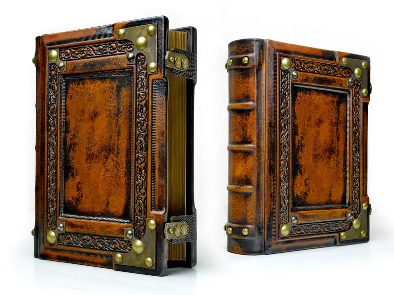

Leather journal sketchbook notebook diary 700 pages Book of Shadows Magical journal book Traveler sketchbook vintage look