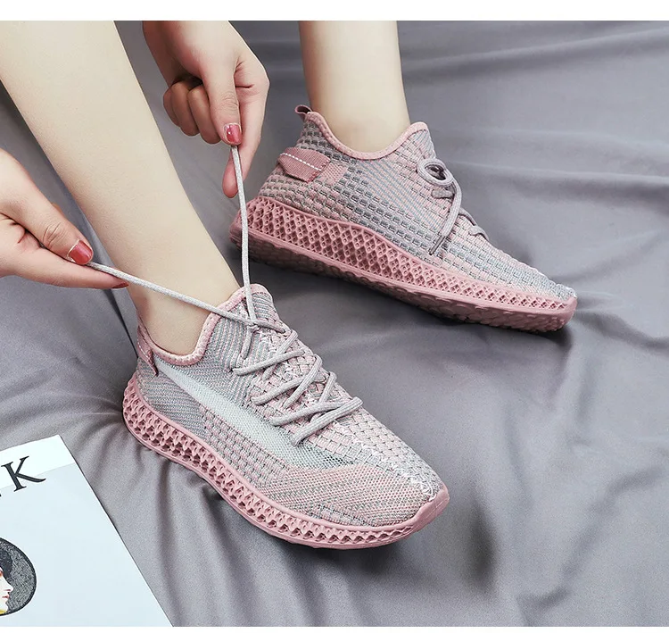 Новые женские летние воздухопроницаемые спортивные корейские дышащие кроссовки для бега повседневная обувь из сетчатого материала с эластичной лентой