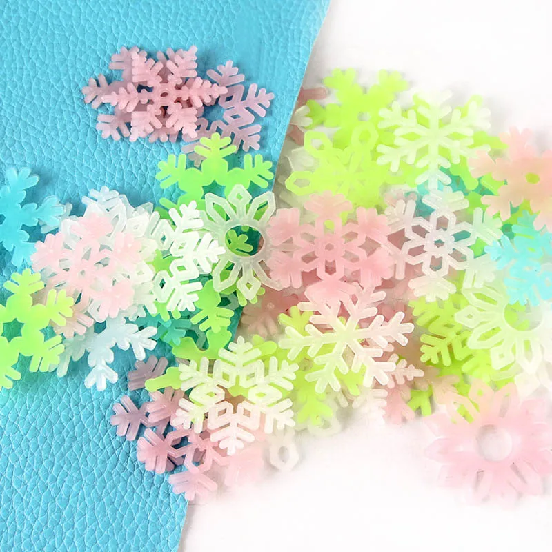 Fluorescent 3D Snowflakes