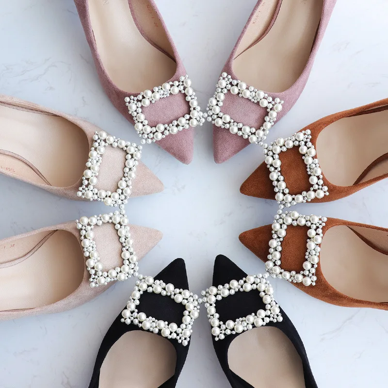 

2019 spring new fashion simple solid color high-heeled shoes women comfortable wild pointed pearl decorative casual shoes.