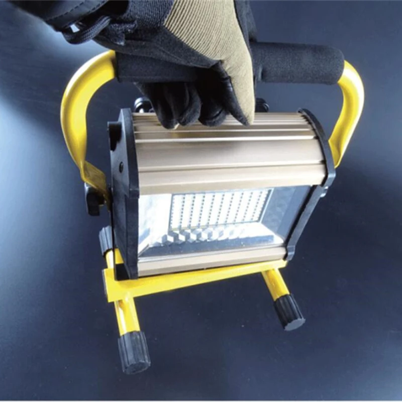 Powerful 4 lighting modes lithium battery IP65 emergency LED floodlight