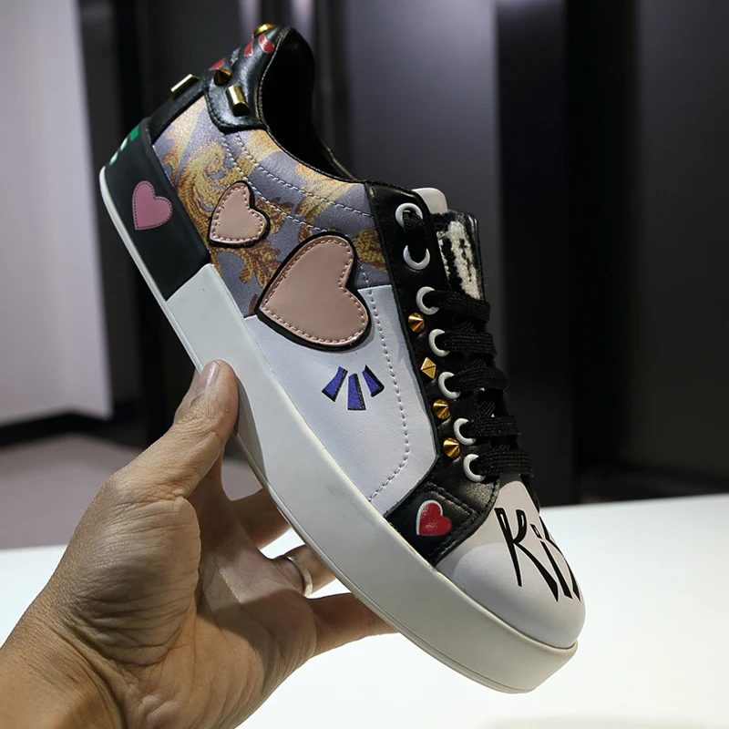 2018-Shoes-Woman-Flats-Spring-Summer-Lace-Up-Sneakers-Casual-Cozy-Flats-Designer-Wifi-Graffiti-Woman (1)