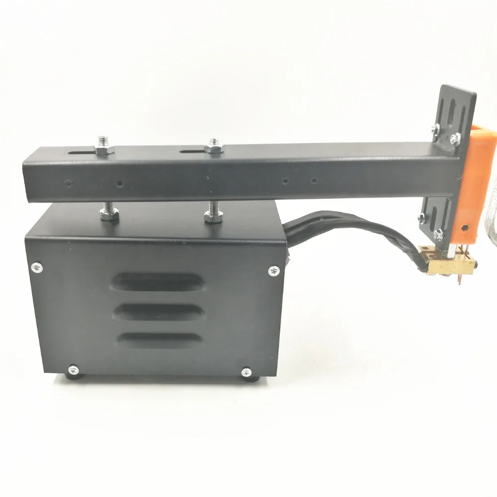 Battery spot welding machine 18650 lithium battery battery pack welding machine 220V 3KW extended welding arm Battery spot welding machine 18650 lithium battery battery pack welding machine 220V 3KW extended welding arm