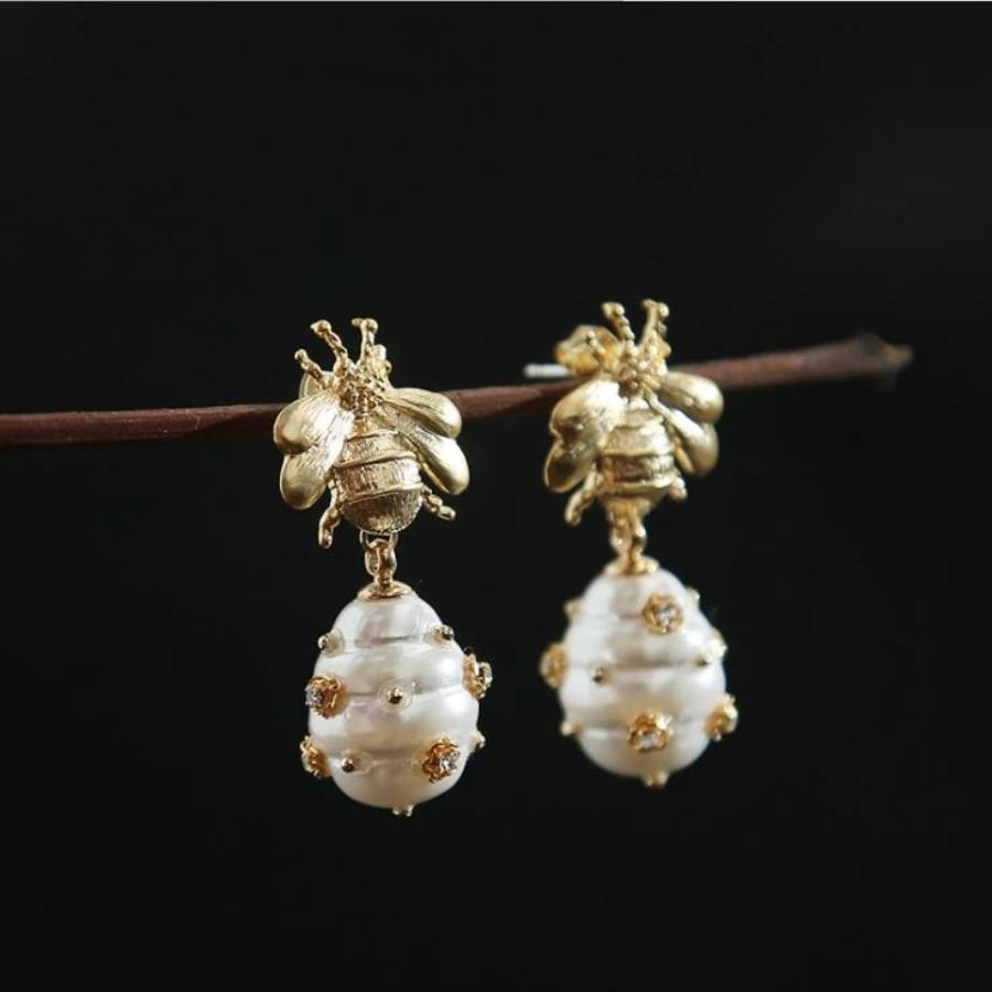 

Baroque Pearls Earrings 14K Gold Drop Earring Bee Cubic Zirconia Charms Ear Jewelry for Women Mom Gifts Bijoux 2019