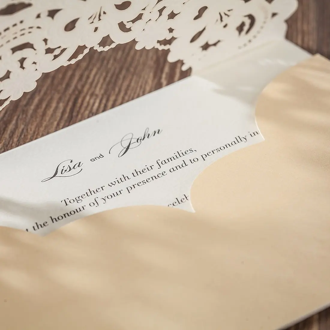  20Pcs Champagne Gold Shimmer Pearl Laser Cut Flora & Lace Wedding Invitations With Rhinestone Match - 33039931559