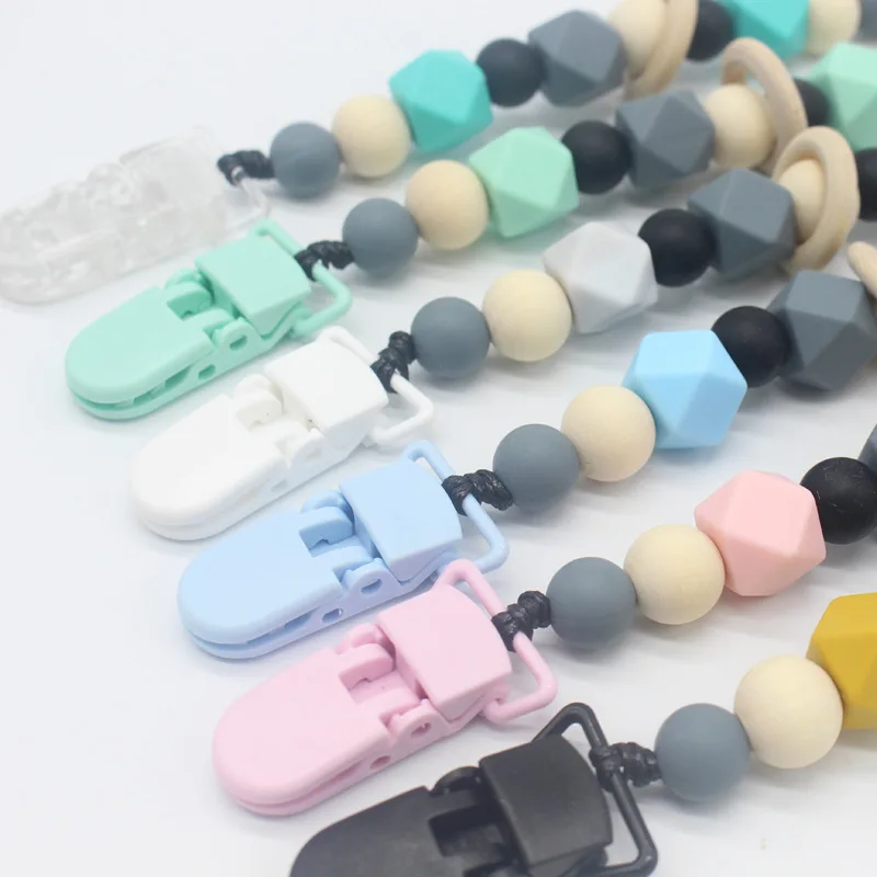 infant pacifier clips (2)