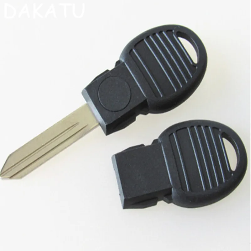 

DAKATU Replacement Car Key shell For Chrysler Grand Voyager Transponder Key Shell can install TPX2.TPX3. ceramic chip key shell