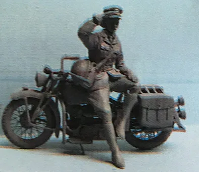 

1/35 Scale Unpainted Resin Figure U.S Motorcycle Female driver (not contain Motorcycle )
