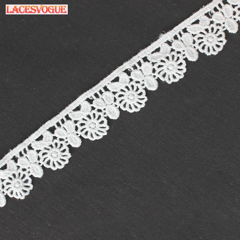 

14yards/lot 2.2cm Cotton lace ribbon Embroidered Cotton Lace trims Patchwork lace material Sewing craft Clothes edge LAVO411