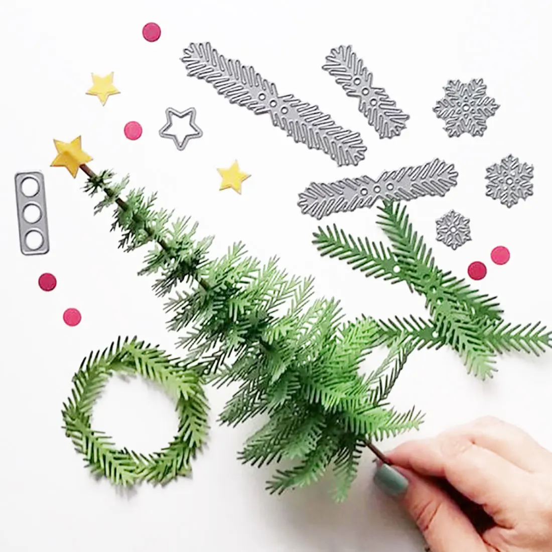 

Snowflake Cutting Dies Christmas Tree Metal Cutting Dies Stencils Die Cut For DIY Scrapbooking Album Paper Card Embossing
