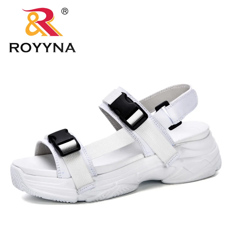 ROYYNA/Новинка года; Стильная летняя Высококачественная Брендовая обувь; пляжные женские уличные сандалии; женская спортивная обувь; Уличная обувь из волокна - Цвет: White
