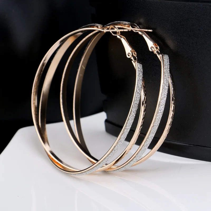 

Pop rock club with the same style of pop rock club exaggerated big circle grinding ring ear stud earrings earrings jewelry-261
