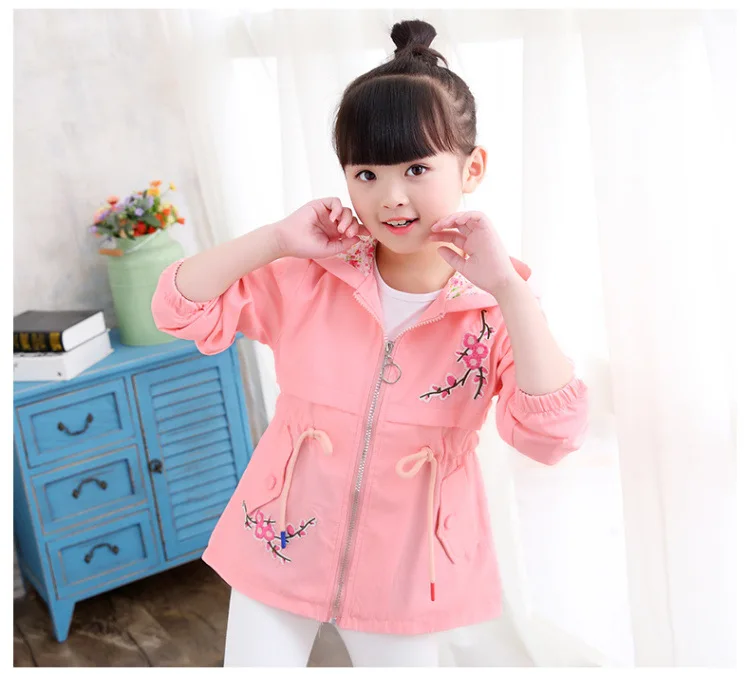 Лидер продаж, детская одежда весна-осень Новинка для девочек ветровка с цветком персика модное пальто розового и синего цвета