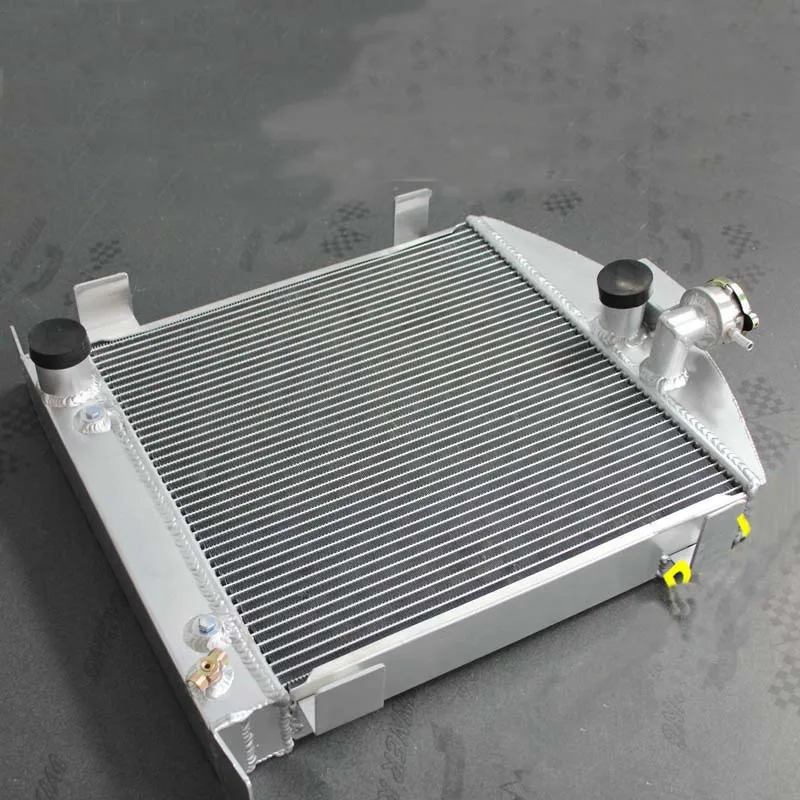 Aluminum Radiator For Ford Hot Rod Chopped W/Ford 302 V8 engine 1928