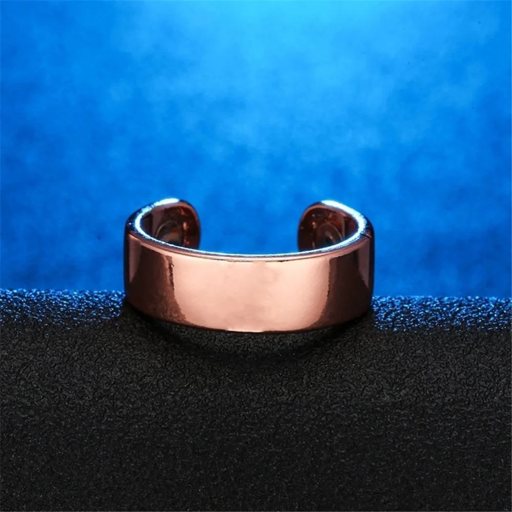 5b1602f4ca78ad4ebfae96e8-32-original