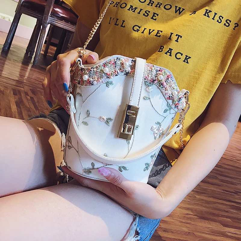 ETAILL лето сладкий кружева вышитые цветок сумка Pu кожаная сумка-мешок роскошные сумки на ремне для Для женщин 2018 Chain Сумки