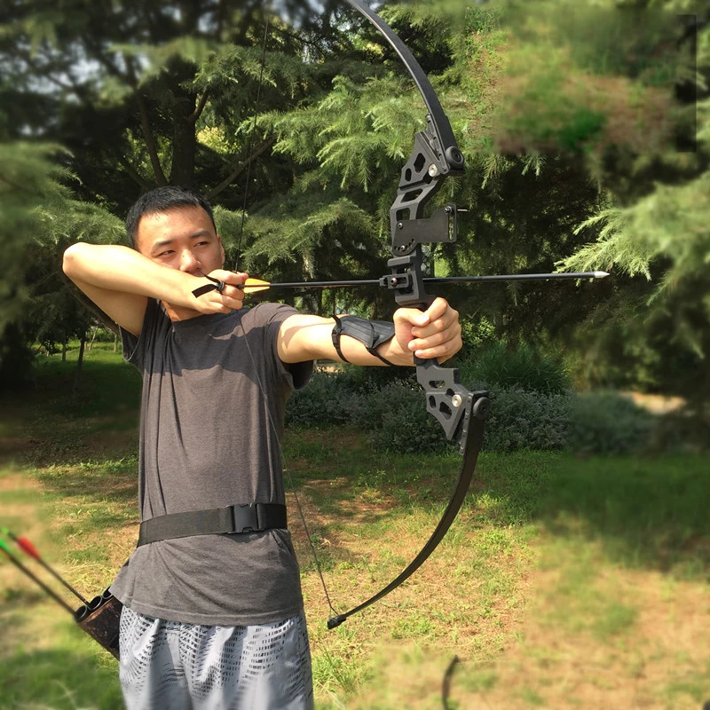 

Professional Recurve Bow Archery Hunting 30/40lbs Recurve Bow for Right Handed Archery Bow Shooting Hunting Game Outdoor Sports