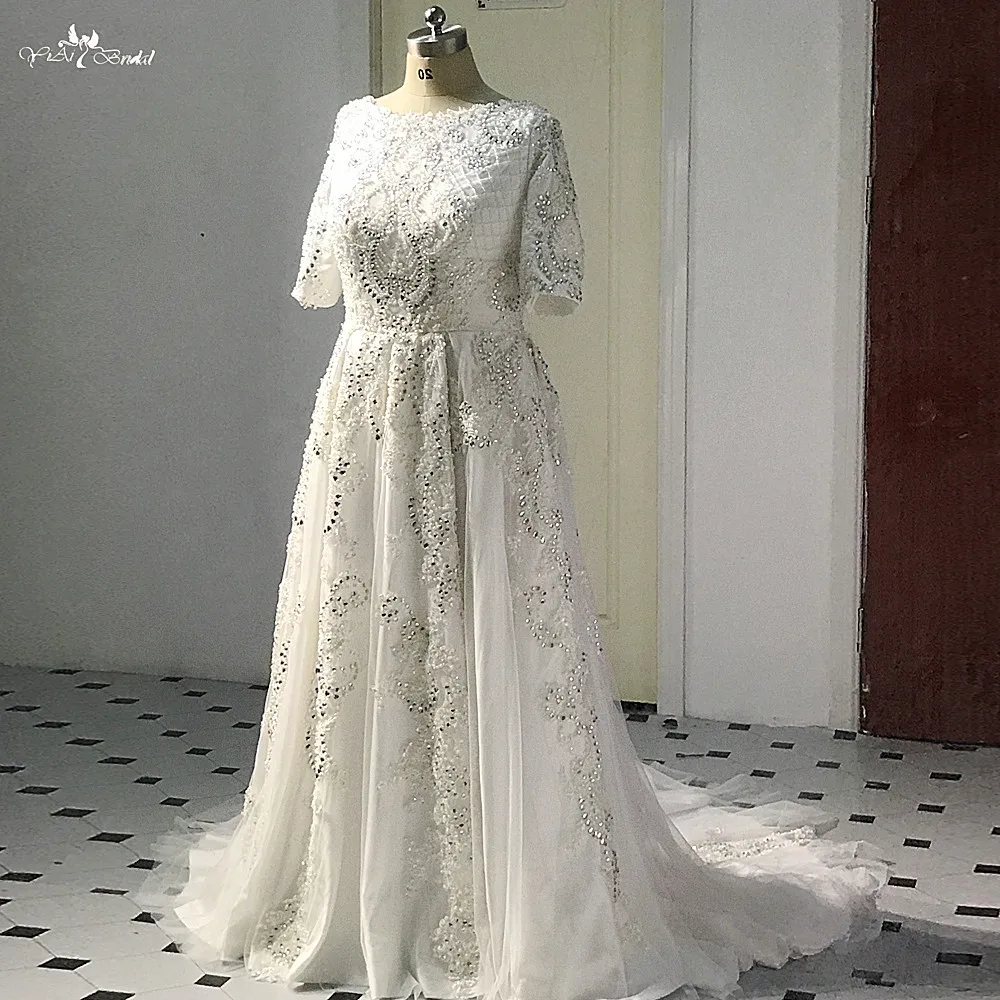 

RSW1429 Lace Appliques Half Sleeves Scoop Neckline Lace Up Back Jews Crystal Wedding Dress